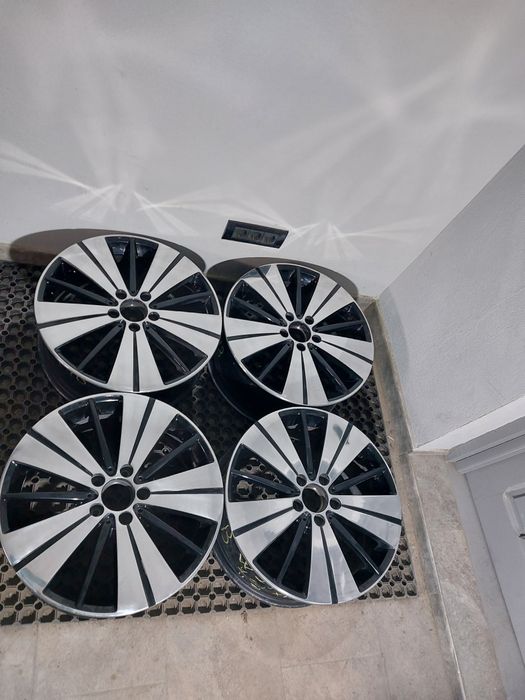 O janta Set jante 18 Mercedes A w176 / B w246 / CLA c117 w117 /  C w205 / V Vito w447 / GLA x156  AMG