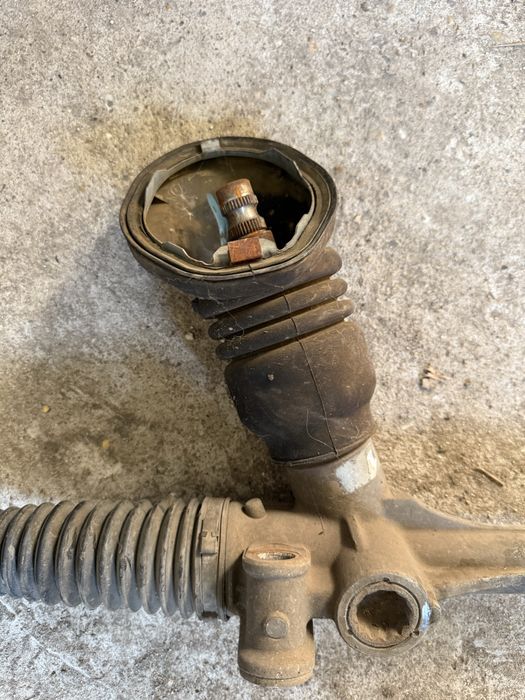 Рейка Toyota Avensis T27 (2009–2012)