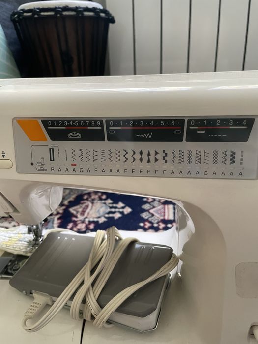 Швейная машина Janome 7524 E