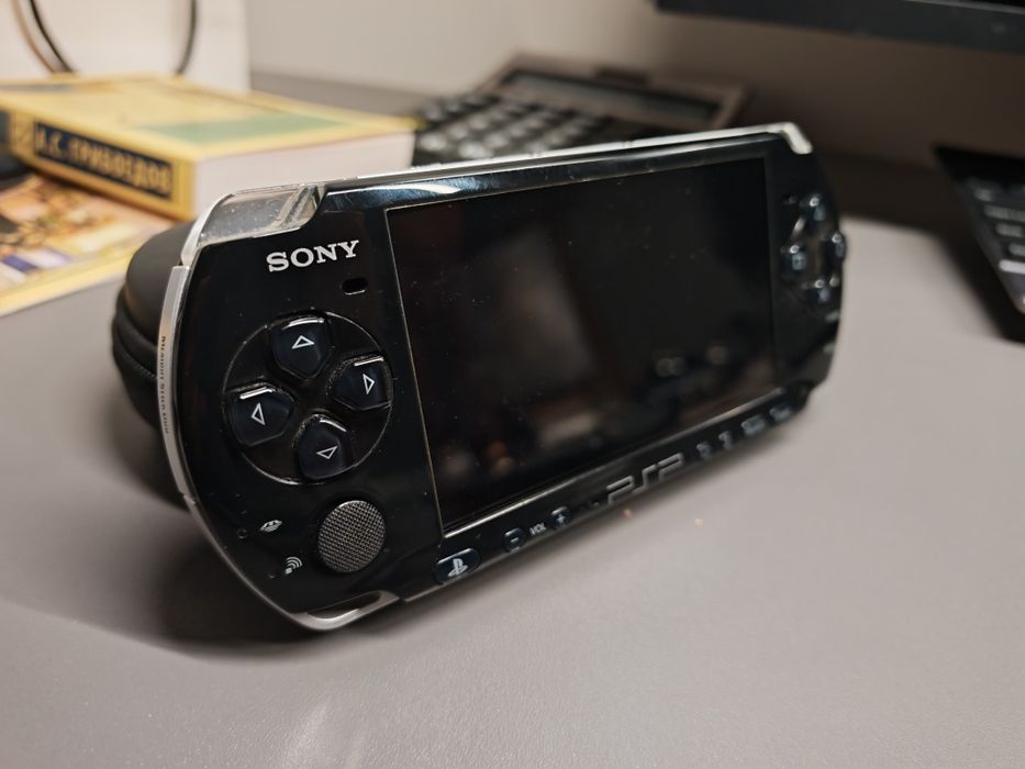 Продам  PSP 3004