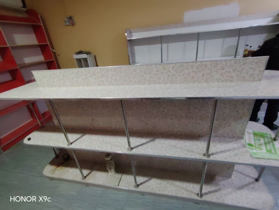 Do'kan uchun tayyor mebel jihozlari sotiladi