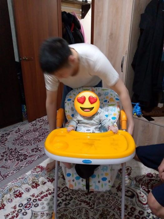 Продам детский стул для кормления