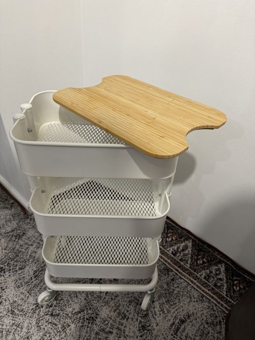 Carucior Ikea alb