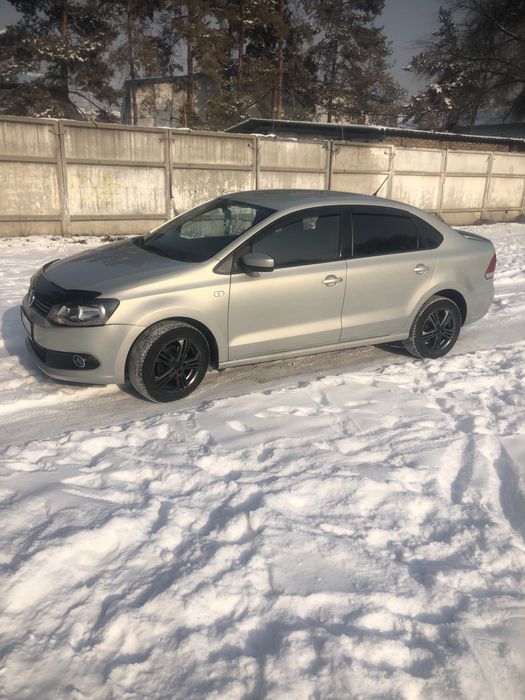 Продам машину Wolkswagen polo