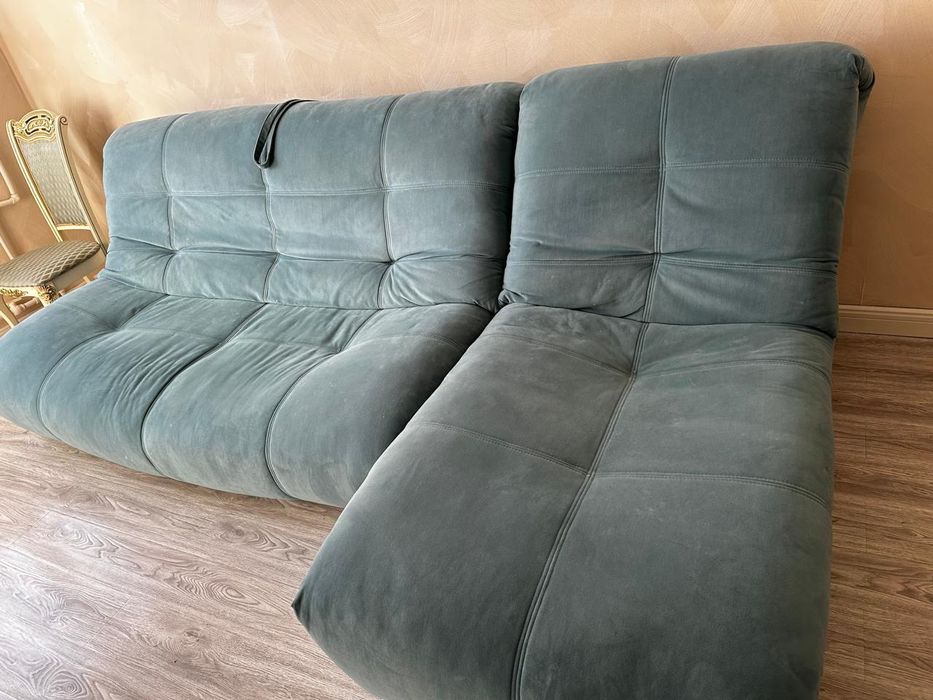 Продается диван угловой