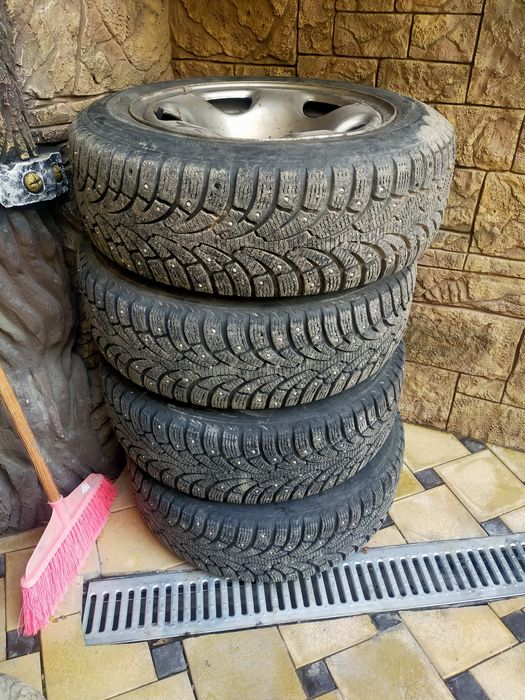 Шины  195/65 R16 с дисками