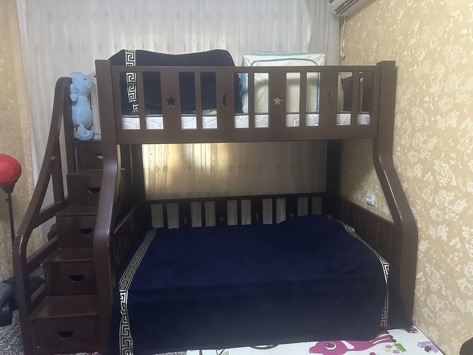 Кровать двухярусная