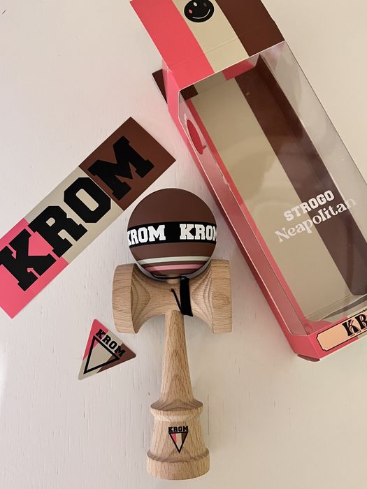 Kendama krom strogo neapolitan