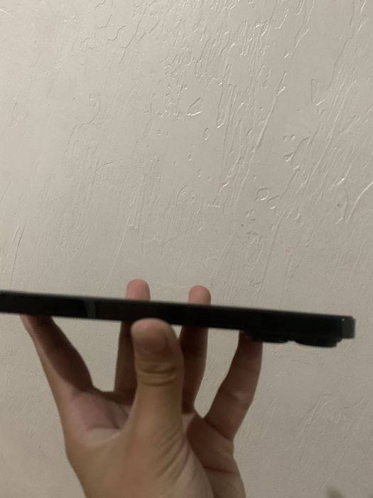Iphone 14 Pro с повреждением