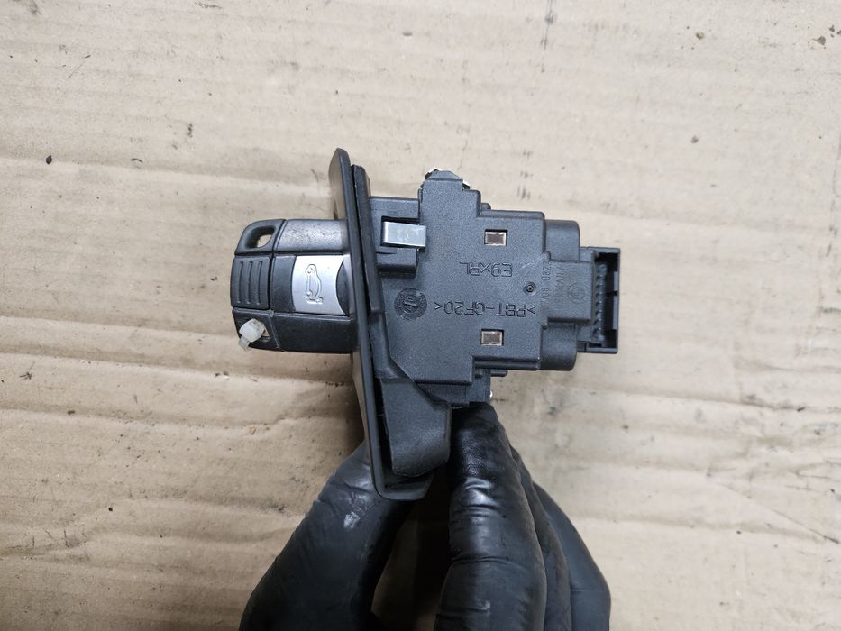 Части за БМВ Е90