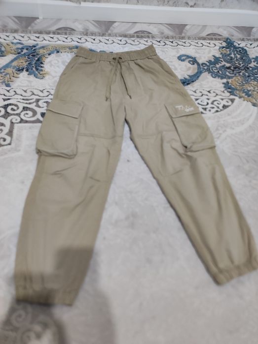 Продам трико и джинсы