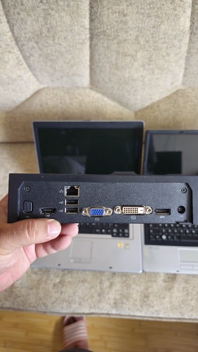 Vând/Schimb 2 laptopuri Fujitsu Siemens