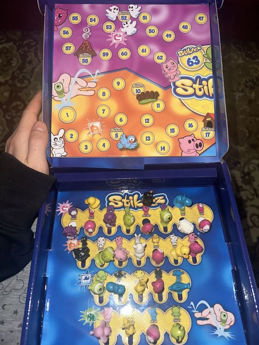 Stikeez cu tot cu joc si reguli, 27 bucati