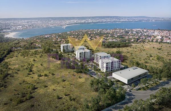 Продава се Четиристаен апартамент в Варна, Галата - 181 кв.м за 1553 €/кв.м - Снимка #1