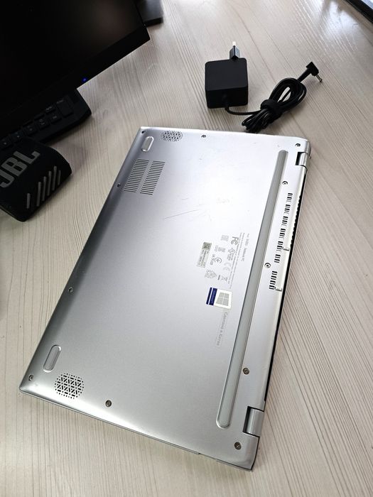 ASUS Vivobook ноутбук для работы