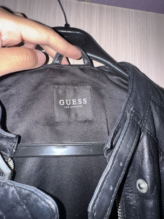 Куртка кожаная на осень/весна GUESS