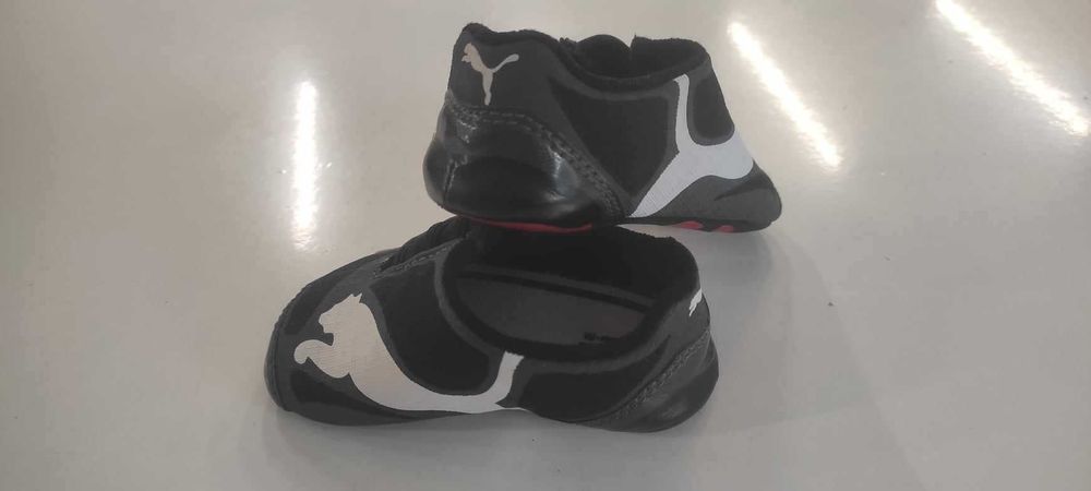 Оригинални унисекс бебешки маратонки Puma 18 номер!