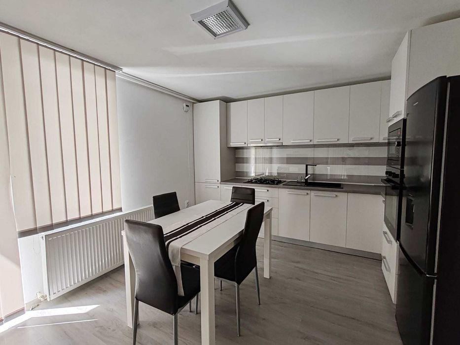 Inchiriez apartament 2 camere decomandat etaj 1, Zalau