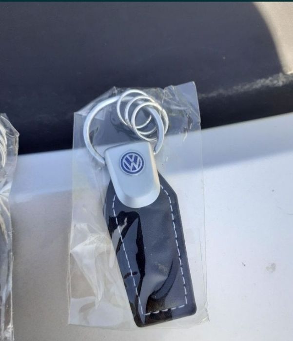 Breloc chei suport cheie mercedes benz audi volkswagen piele crom nou