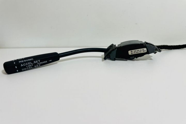 Maneta pilot automat / Cruise control 2085450424 Mercedes-Benz CLK-Cl