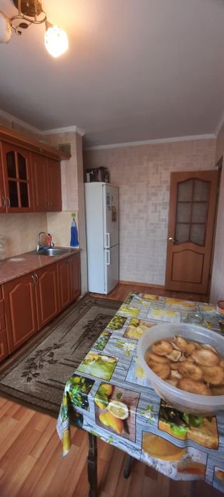 Продам 3 комн. Казтеатр