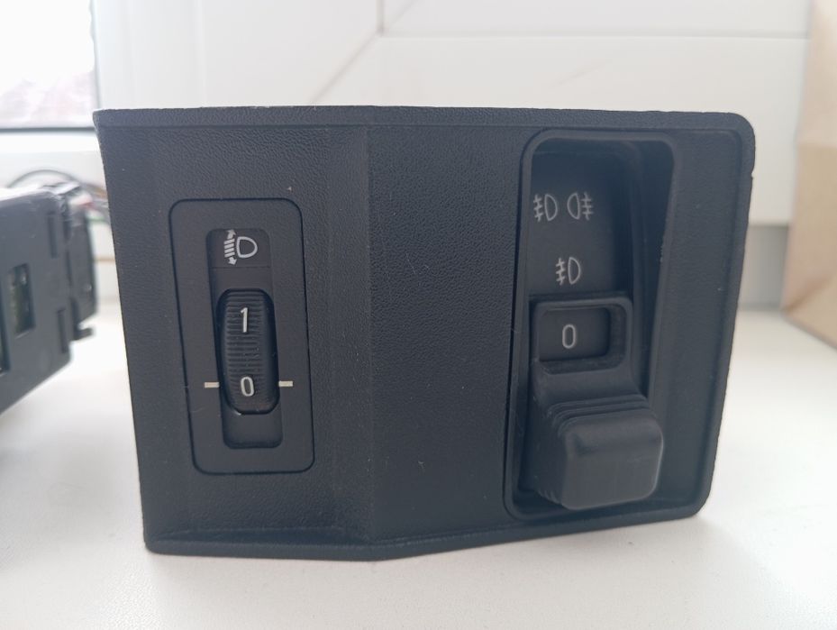 Включатель фар и туманнок BMW E34