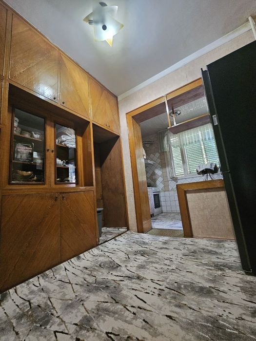 Сотилади ТТЗ-4    3/2/4   балкон 2х6.