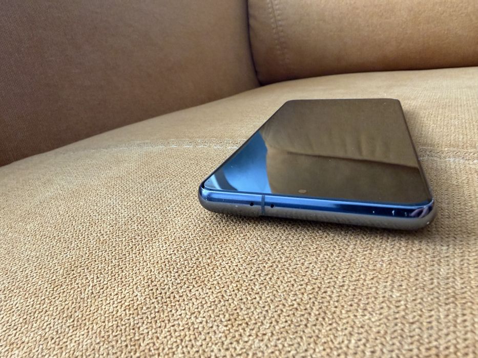 Samsung s21 5G на 128