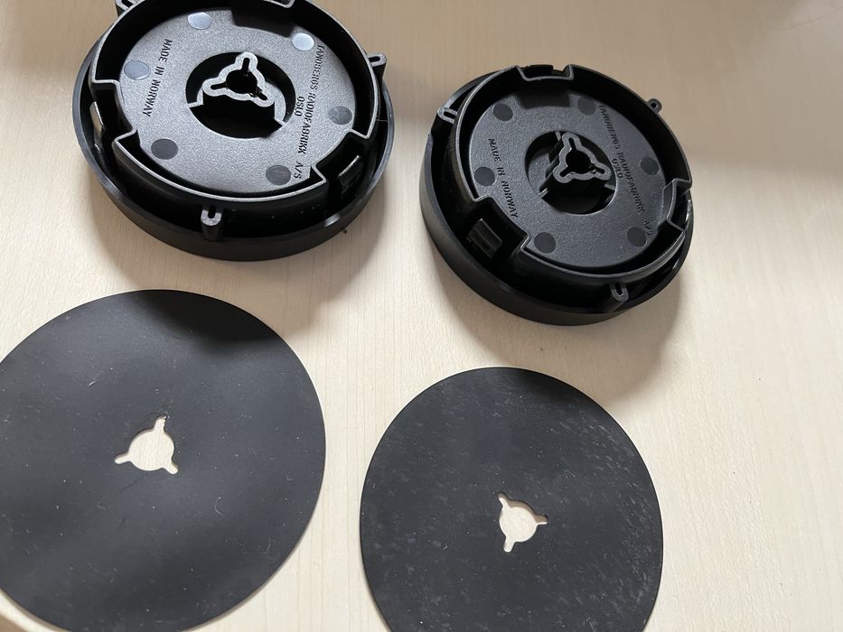 Set nab-uri Tandberg cu distantiere