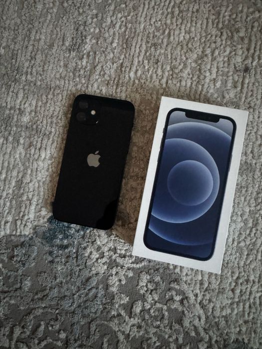 Продаеться iPhone 12 64GB