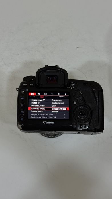 Canon mark4 sotiladi