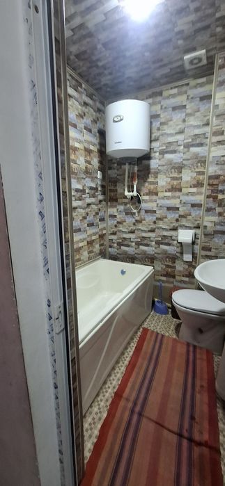 1 хоналик квартира ижарага оилага берилади   ЕТТИ   гузал   лагман бар