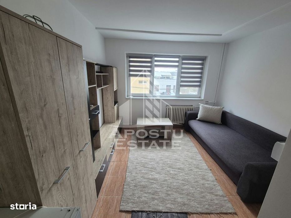 Garsoniera de vanzare, zona UMT, Timisoara — fotografia 1