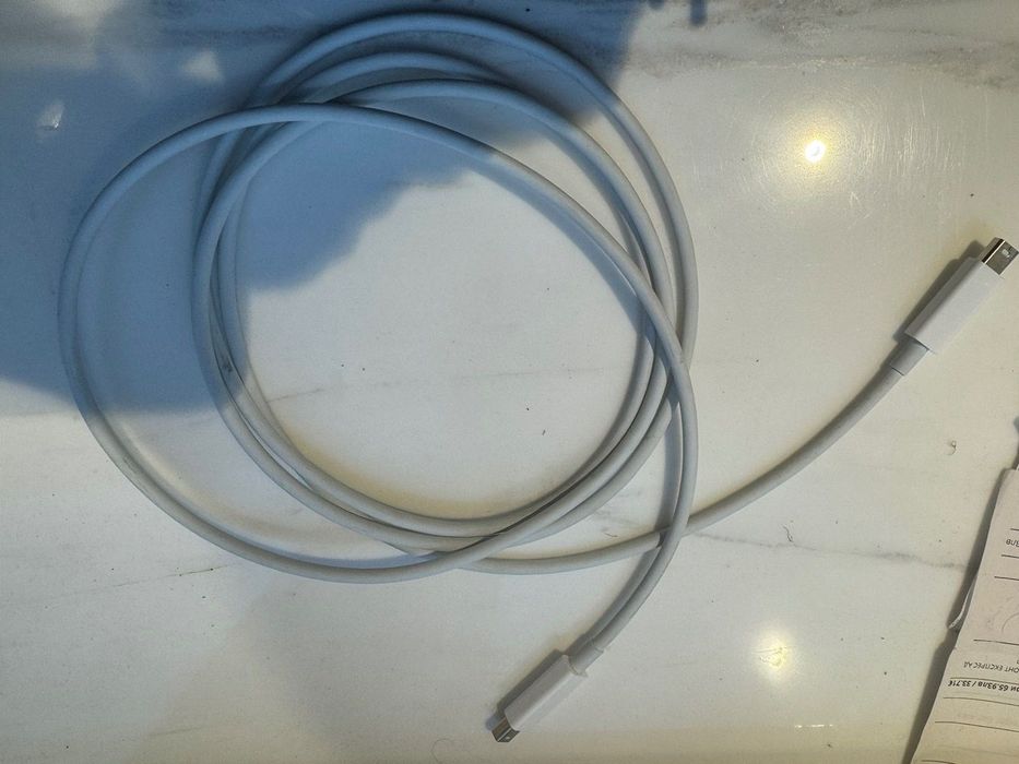 оптичен медия конвертор за Apple  Mac компютър