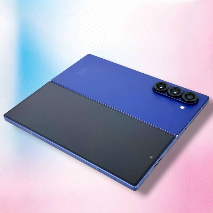 Samsung Galaxy Z Fold 6 5G 512GB 12RAM Navy Отличен! Гаранция!