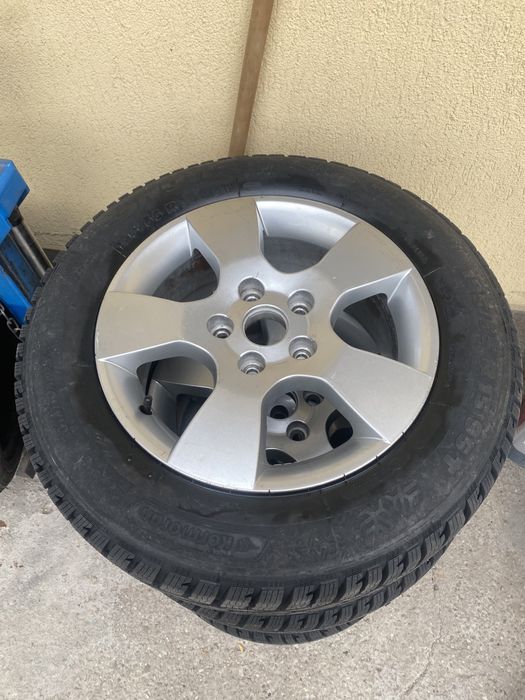 Cauciucuri anvelope noi iarna 195 65 15 iarna jante5x112 15 skoda golf