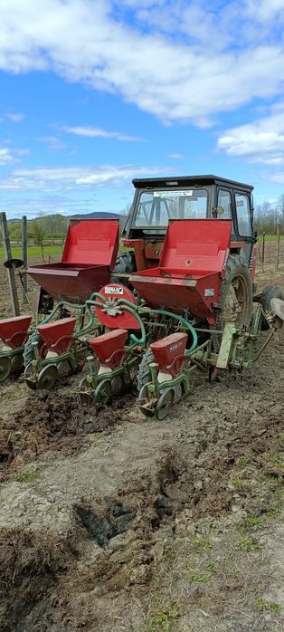 Semănătoare porumb/floarea soarelui