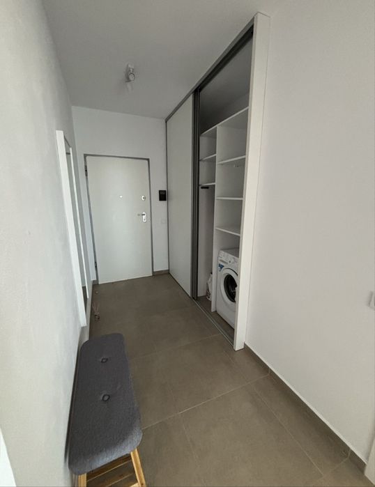 Inchiriez apartament 2 camere langa mall Coresi
