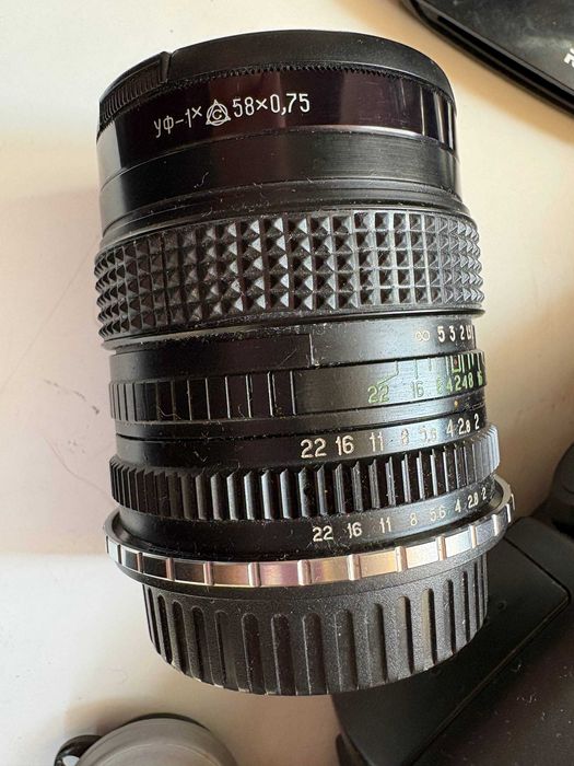 Мир-24Н 35mm f/2.0 (Байонет Н/Nikon) c переходником на Canon EF