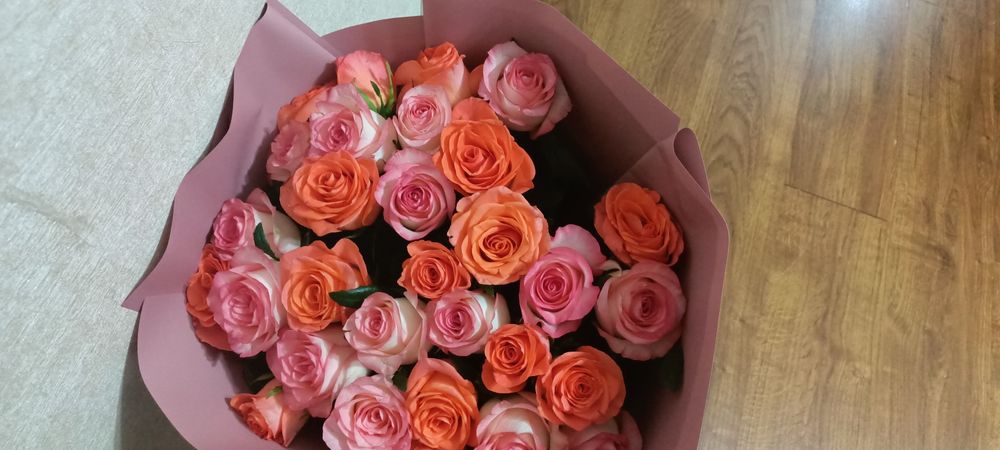 Цветы розы 32 штук