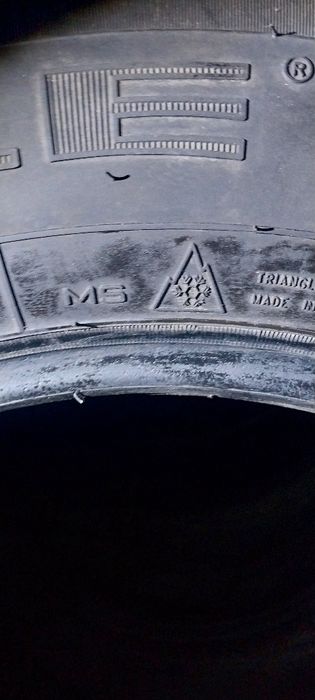 Продам автошину Б/У Трианже
