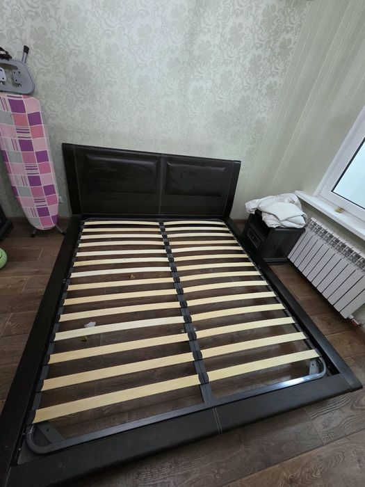 Кровать двухспальная