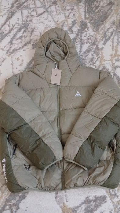 Куртки от acg и ESSENTIALS