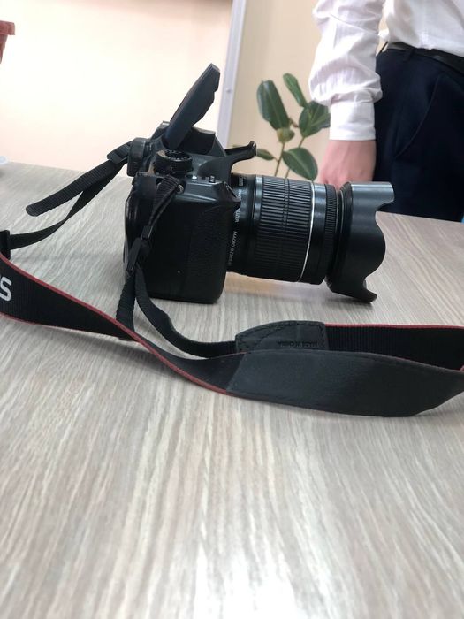 Fatoparat canon 1200D 8gb