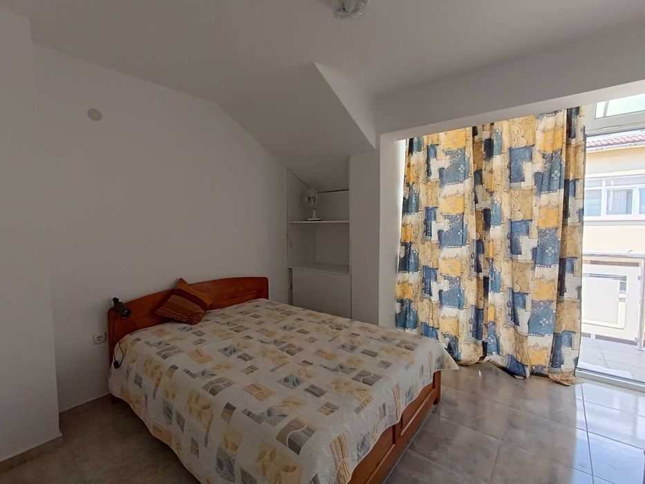 Апартамент под наем обзаведен