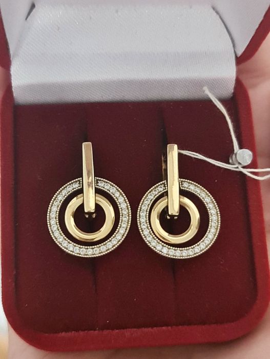 Новые золотые серьги 585 пробы