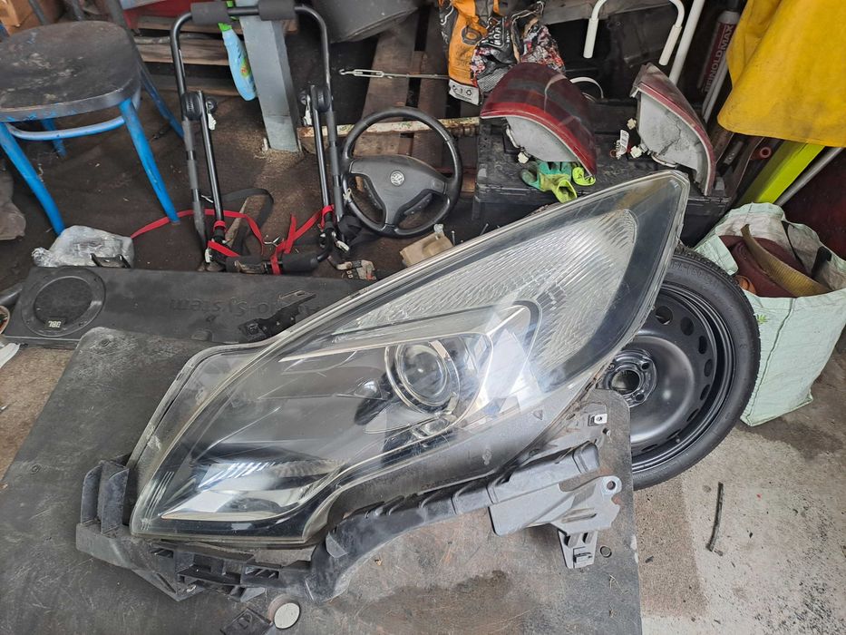 Far stanga dreapta Faruri Opel Zafira C cu Lupa