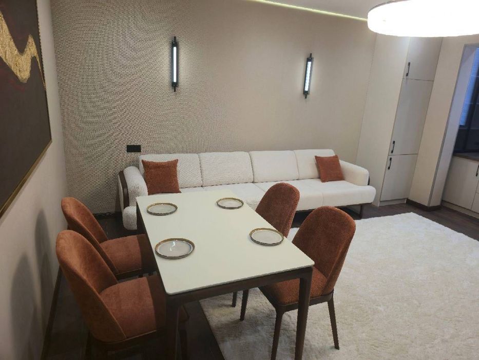 Новостройка Продается 2 комнатная квартира ремонт метро Ойбек