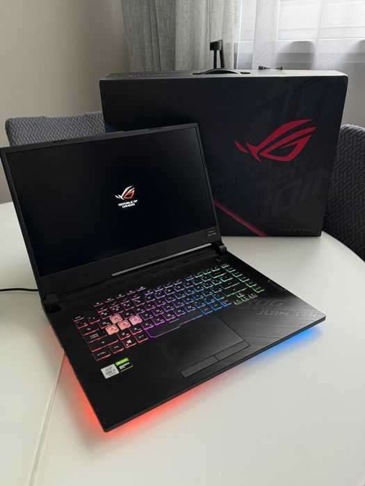 Игровой ноутбук ASUS ROG Strix