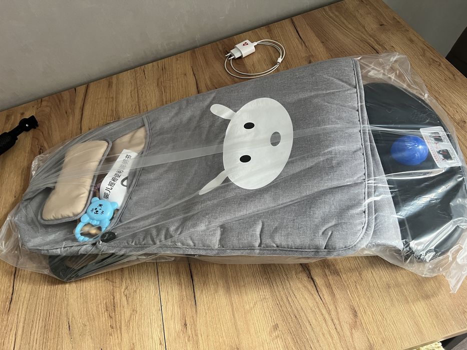 Продам шезлонг новый